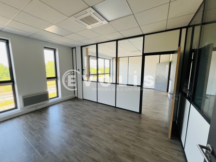 Photo 14 – location Entrepôts / activités	BRIE COMTE ROBERT (77170)