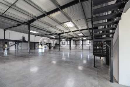 Photo 2 – location Entrepôts / activités	VILLEBON SUR YVETTE (91140)