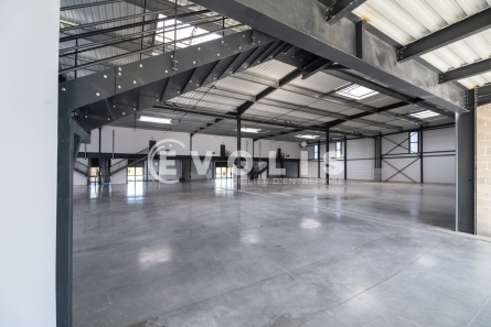 Photo 3 – location Entrepôts / activités	VILLEBON SUR YVETTE (91140)