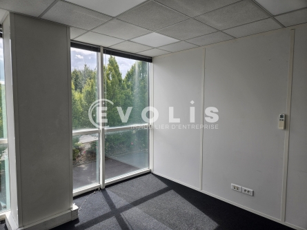 Photo 7 – location Entrepôts / activités	CHILLY MAZARIN (91380)