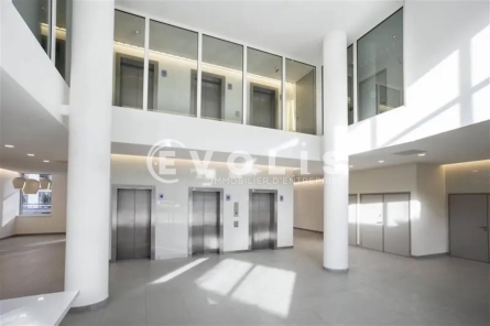 Photo 1 – location bureaux	NOISY LE GRAND (93160)