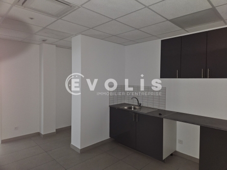 Photo 7 – location Entrepôts / activités	PALAISEAU (91120)