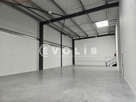 Photo 5 – location Entrepôts / activités	PALAISEAU (91120)