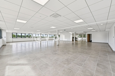 Photo 15 – location Entrepôts / activités	GOUSSAINVILLE (95190)