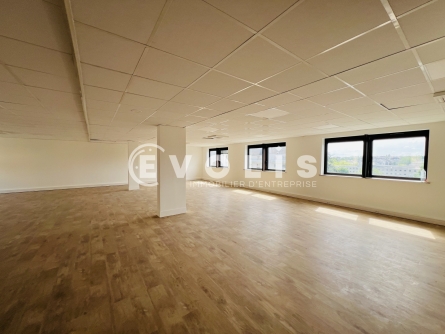 Photo 7 – location bureaux	LOGNES (77185)