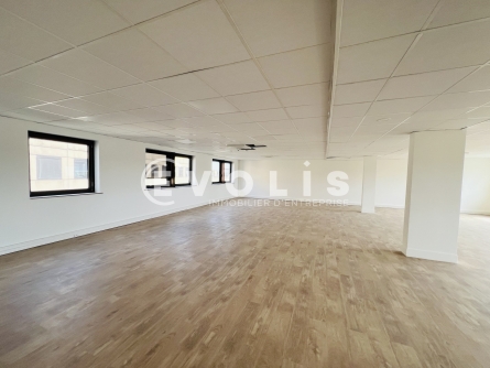 Photo 8 – location bureaux	LOGNES (77185)