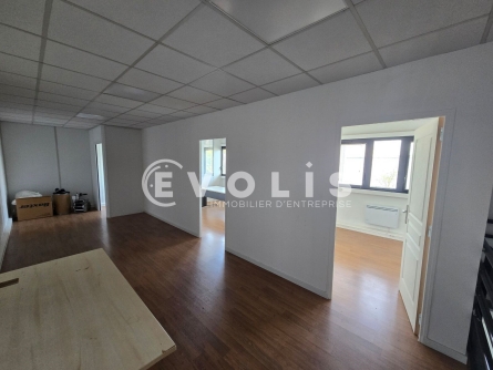 Photo 8 – location Entrepôts / activités	BONDOUFLE (91070)