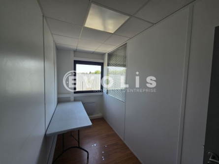 Photo 11 – location Entrepôts / activités	BONDOUFLE (91070)