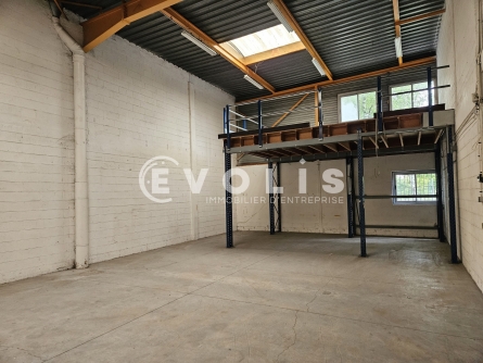 Photo 7 – location Entrepôts / activités	WISSOUS (91320)