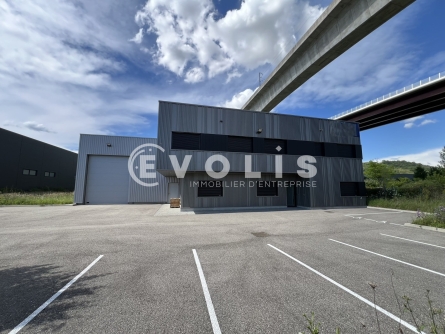 Photo 2 – location Entrepôts / activités	LA BOISSE (01120)