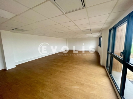 Photo 5 – location Entrepôts / activités	BONDOUFLE (91070)