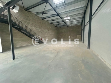 Photo 3 – location Entrepôts / activités	BONDOUFLE (91070)