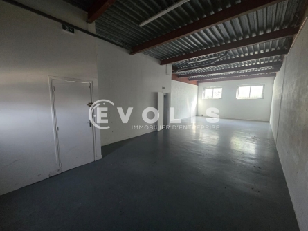 Photo 2 – location Entrepôts / activités	LISSES (91090)