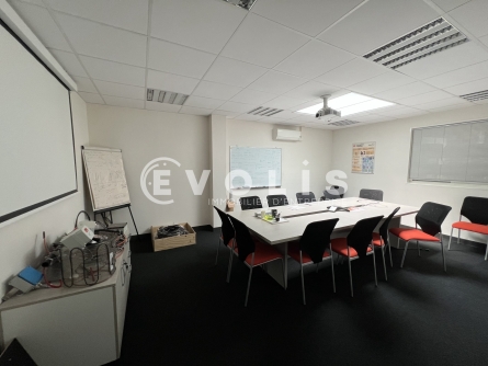 Photo 9 – location Entrepôts / activités	VAULX EN VELIN (69120)
