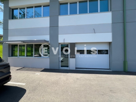 Photo 1 – vente Entrepôts / activités	LISSIEU (69380)