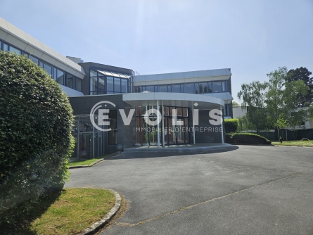 Photo 1 – location bureaux	LES ULIS (91940)