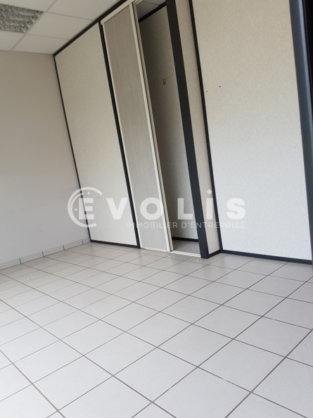Photo 9 – location bureaux	BLYES (01150)