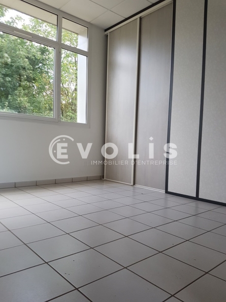 Photo 14 – location bureaux	BLYES (01150)