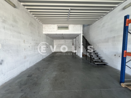 Photo 7 – location Entrepôts / activités	VENISSIEUX (69200)