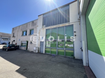 Photo 2 – location Entrepôts / activités	VENISSIEUX (69200)