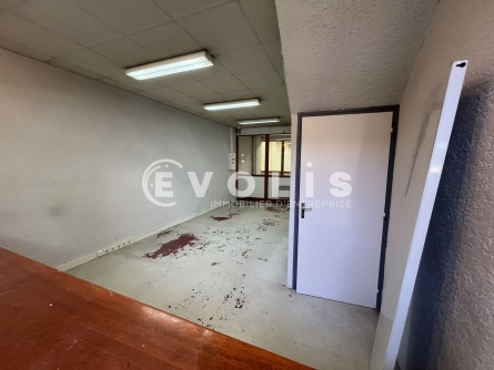 Photo 5 – location Entrepôts / activités	VENISSIEUX (69200)