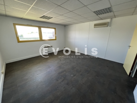 Photo 14 – location Entrepôts / activités	VAULX EN VELIN (69120)