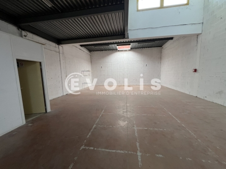 Photo 9 – location Entrepôts / activités	VAULX EN VELIN (69120)
