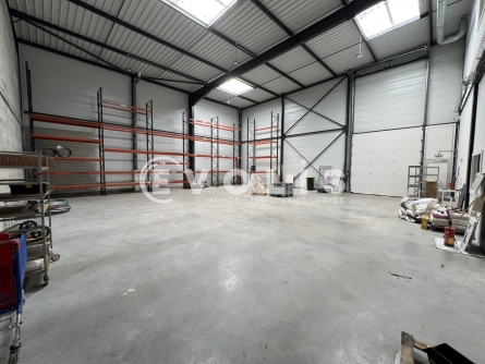Photo 14 – location Entrepôts / activités	CHASSIEU (69680)