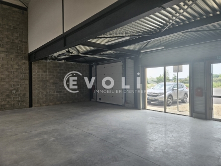 Photo 6 – vente Entrepôts / activités	MAROLLES EN HUREPOIX (91630)