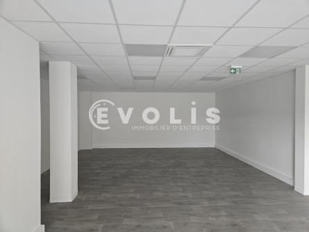 Photo 7 – vente Entrepôts / activités	MAROLLES EN HUREPOIX (91630)