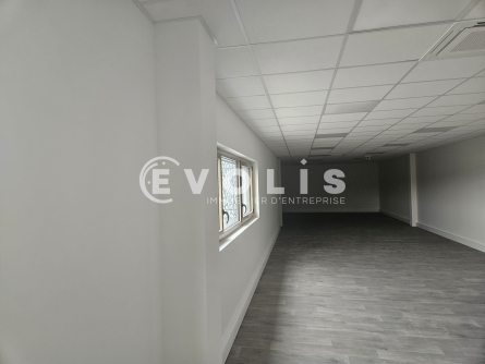 Photo 9 – vente Entrepôts / activités	MAROLLES EN HUREPOIX (91630)