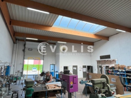 Photo 9 – location Entrepôts / activités	DECINES CHARPIEU (69150)
