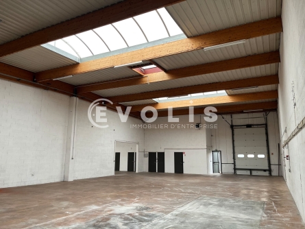 Photo 7 – location Entrepôts / activités	DECINES CHARPIEU (69150)