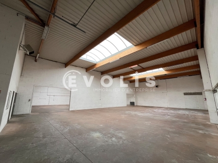 Photo 8 – location Entrepôts / activités	DECINES CHARPIEU (69150)