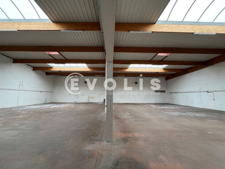 Photo 12 – location Entrepôts / activités	DECINES CHARPIEU (69150)