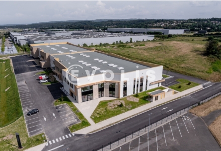 Photo 12 – location Entrepôts / activités	VILLEFONTAINE (38090)