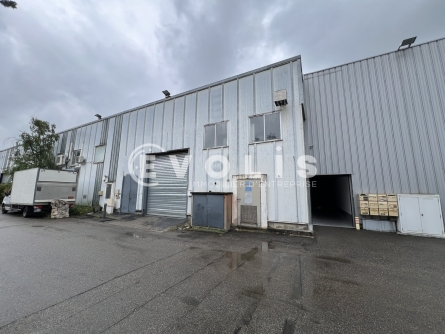 Photo 15 – vente Entrepôts / activités	SAINT PRIEST (69800)