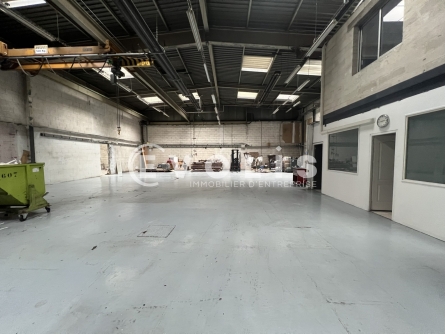 Photo 3 – vente Entrepôts / activités	SAINT PRIEST (69800)