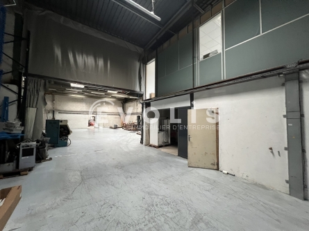 Photo 5 – vente Entrepôts / activités	SAINT PRIEST (69800)