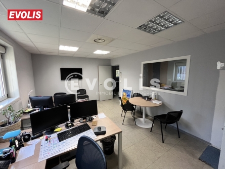 Photo 5 – location Entrepôts / activités	GALLARGUES LE MONTUEUX (30660)