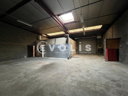 Photo 2 – location Entrepôts / activités	JONAGE (69330)