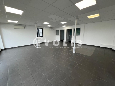 Photo 11 – location Entrepôts / activités	NEUVILLE SUR SAONE (69250)