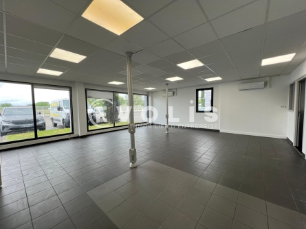 Photo 13 – location Entrepôts / activités	NEUVILLE SUR SAONE (69250)