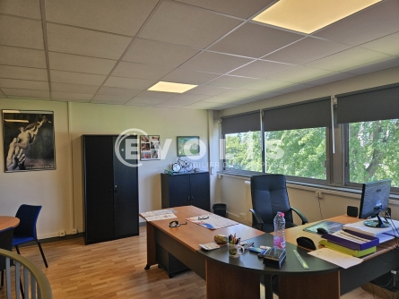 Photo 10 – location Entrepôts / activités	MASSY (91300)