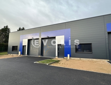 Photo 1 – location Entrepôts / activités	POMMIERS (69480)