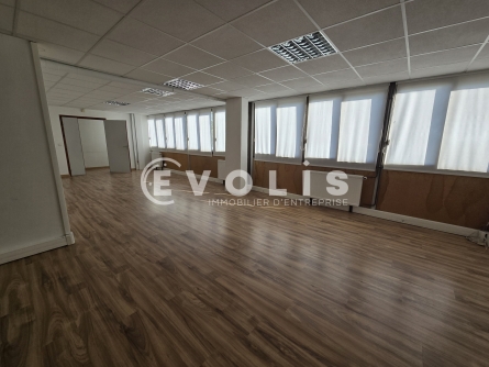 Photo 2 – location bureaux	GOMETZ LA VILLE (91400)