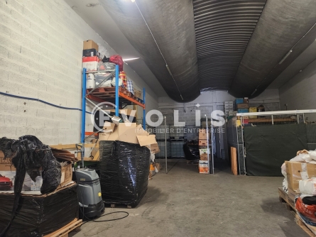 Photo 5 – location Entrepôts / activités	SAINT PRIEST (69800)