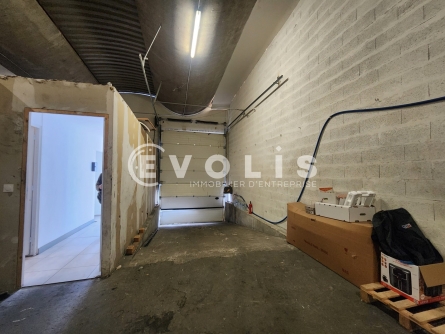 Photo 6 – location Entrepôts / activités	SAINT PRIEST (69800)