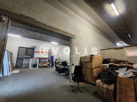 Photo 7 – location Entrepôts / activités	SAINT PRIEST (69800)