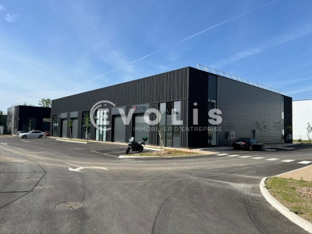 Photo 2 – location Entrepôts / activités	TREVOUX (01600)